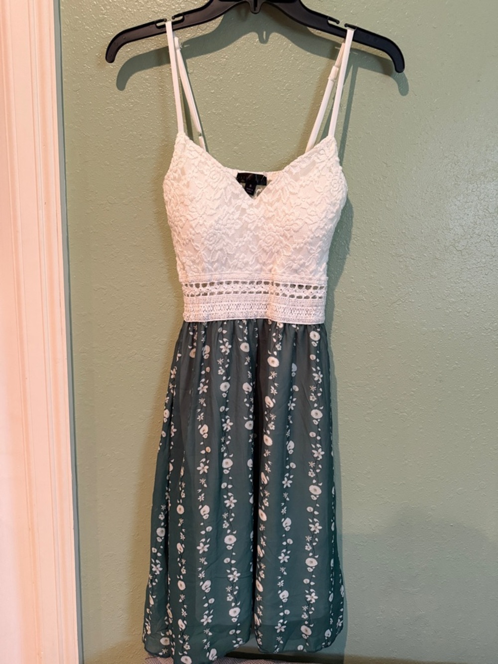 White Lace & Green Floral Sundress with Spaghetti Straps S